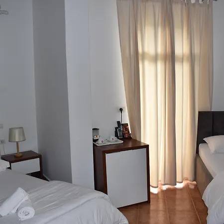 Hotel Cosmo *