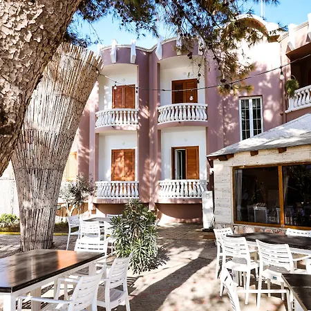 Hotell Cosmo Durrës