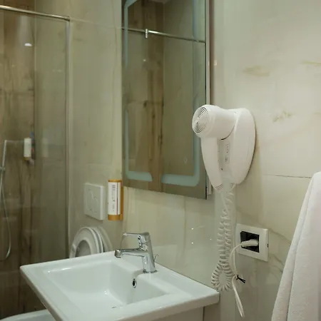 Cosmo Hotell Durrës