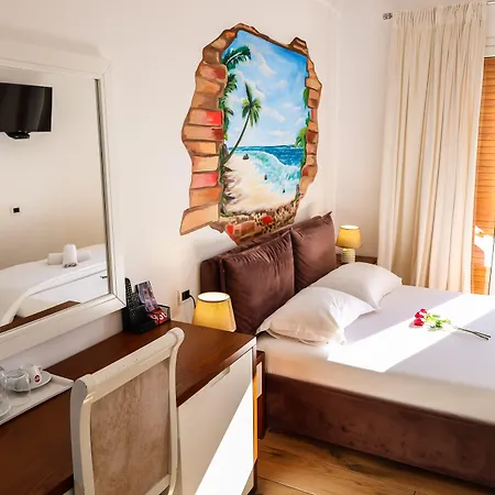 Hotel Cosmo *